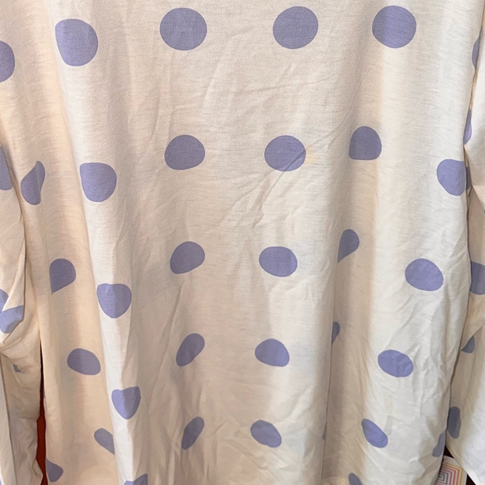 Lularoe 3X off white Lynnae with‎ large lavender polka dots.NWT. 😍😍😍 - Picture 3 of 9